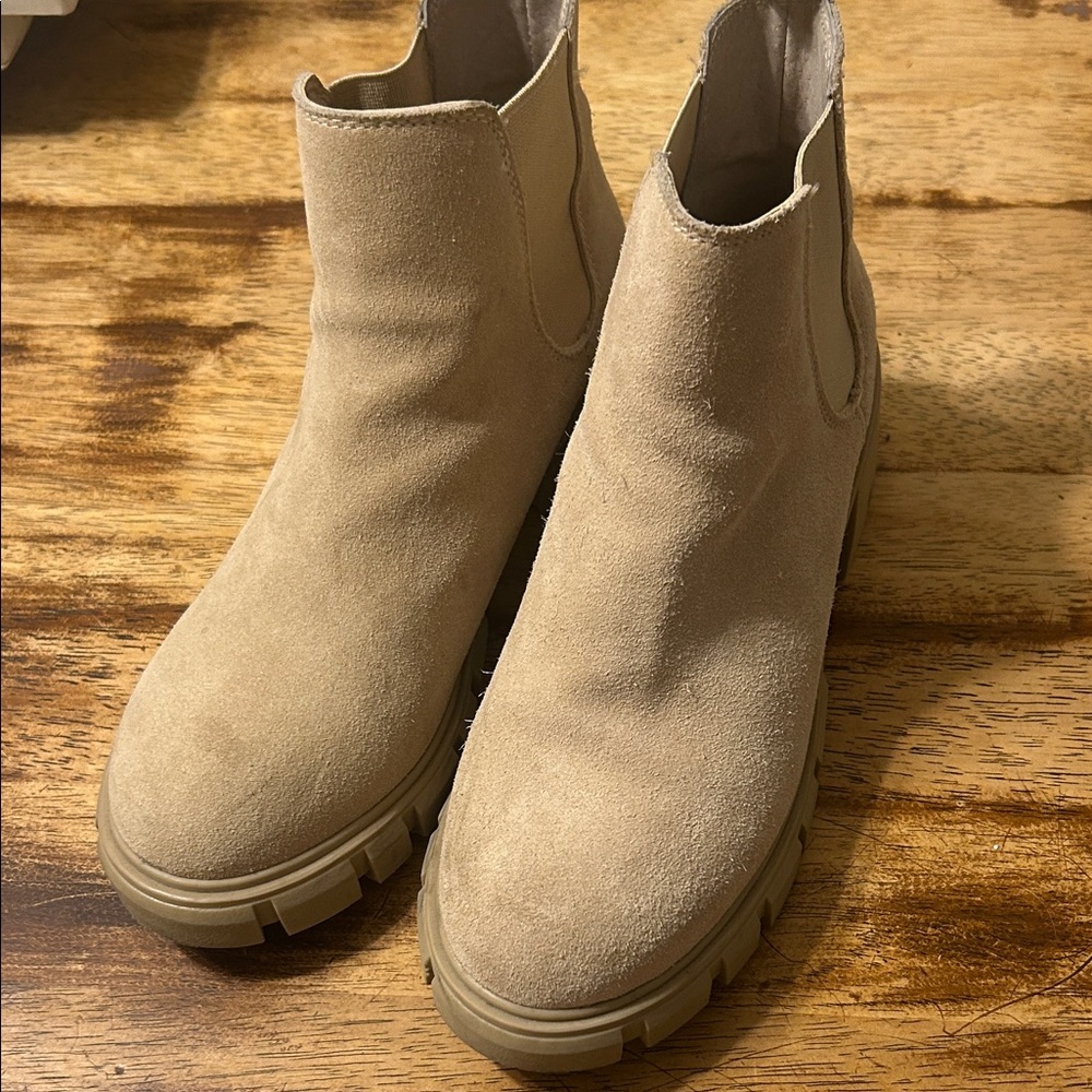 Steve Madden Beige Ankle Booties - Picture 5 of 8